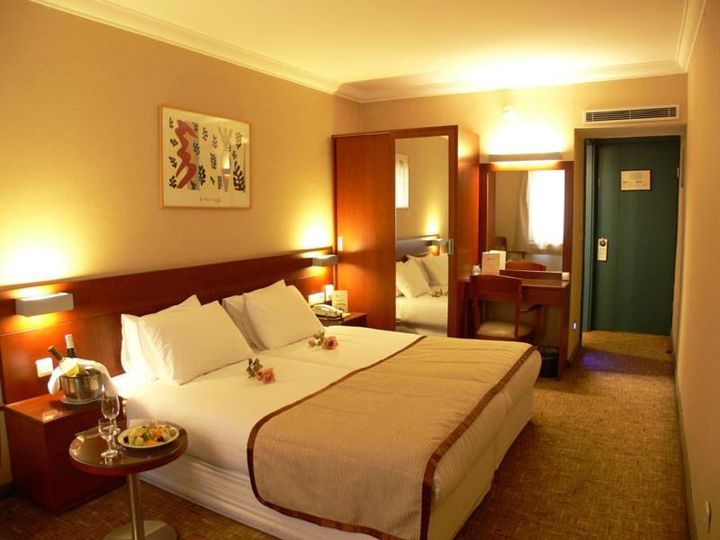 Feronya Hotel Istanbul Exterior foto