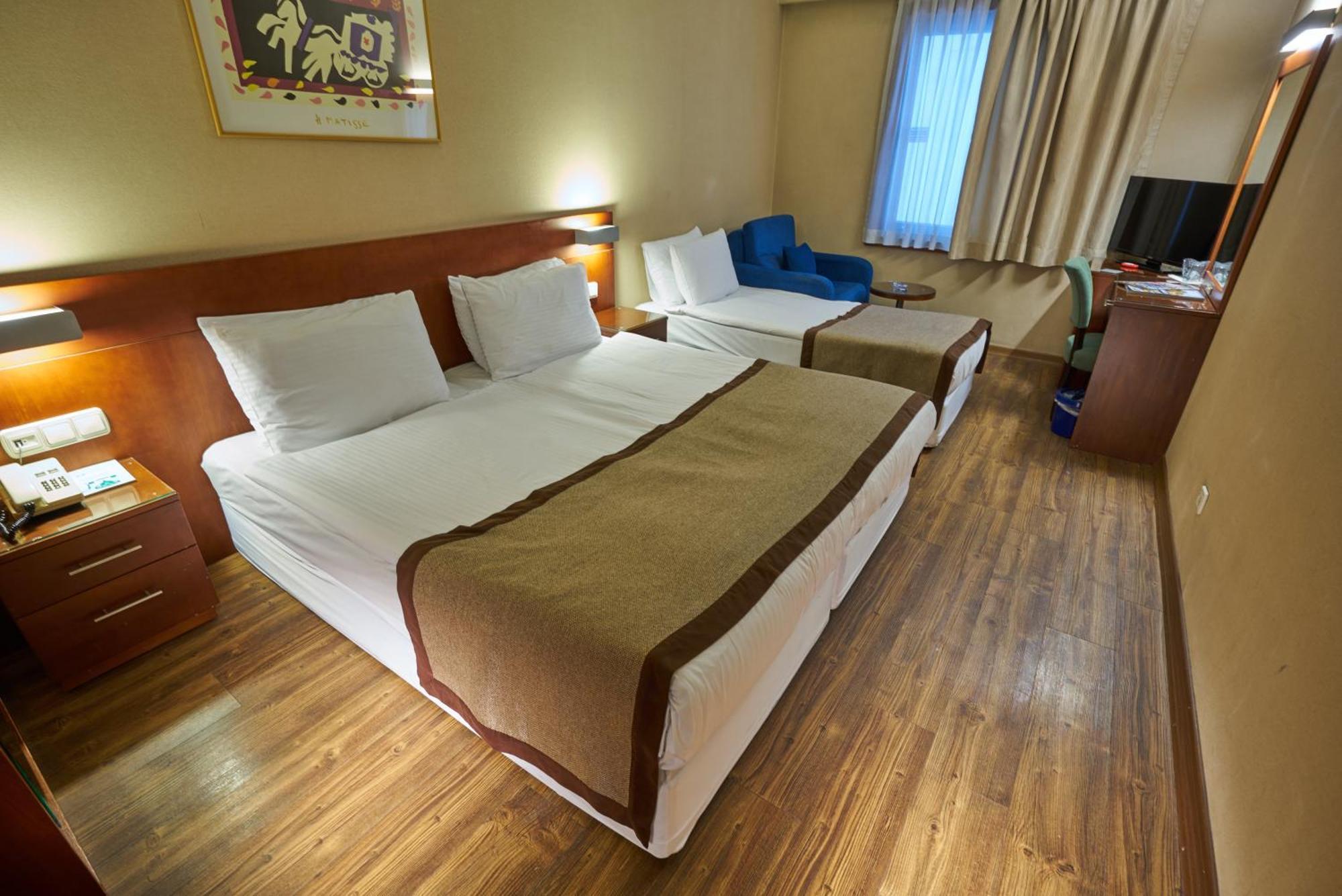 Feronya Hotel Istanbul Exterior foto