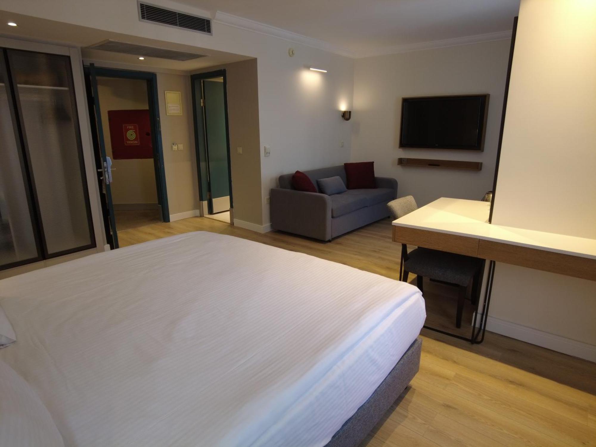 Feronya Hotel Istanbul Exterior foto