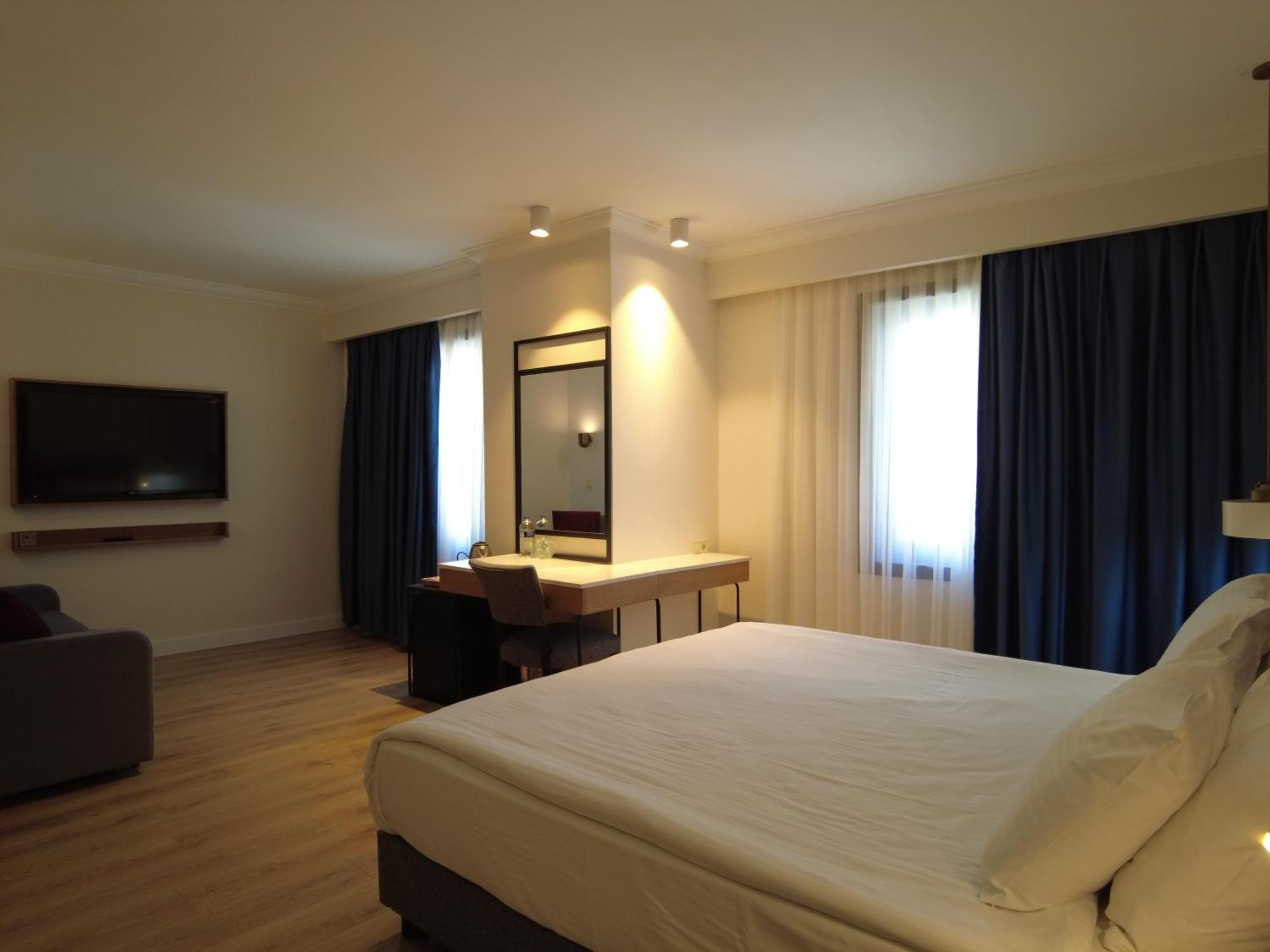 Feronya Hotel Istanbul Exterior foto